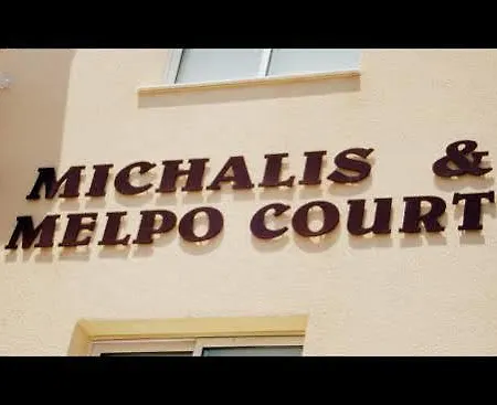 Melpo Court דירה *