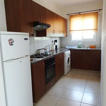 Melpo Court Geroskipou
